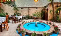 تصاویر کافه زیبای بازیگر دوست‌داشتنیِ «تاسیان»