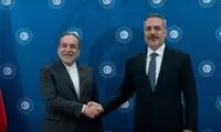 فیدان در کنفرانس با عراقچی: امیدواریم آمریکا حمله نکند
