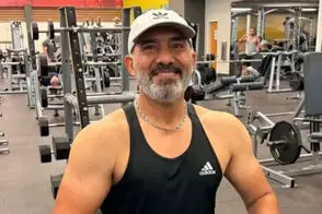 آمادگی بدنی عابدزاده هنگام لگد خوردن همه را شگفت‌زده کرد