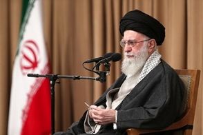 نوشته معنادار روی انگشتر رهبر انقلاب