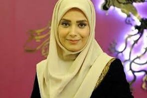 سلفی خانم مجری پرحاشیه، پشت فرمان خودرو