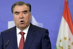 رقص و شادی رئیس‌جمهور تاجیکستان در جشن نوروز 