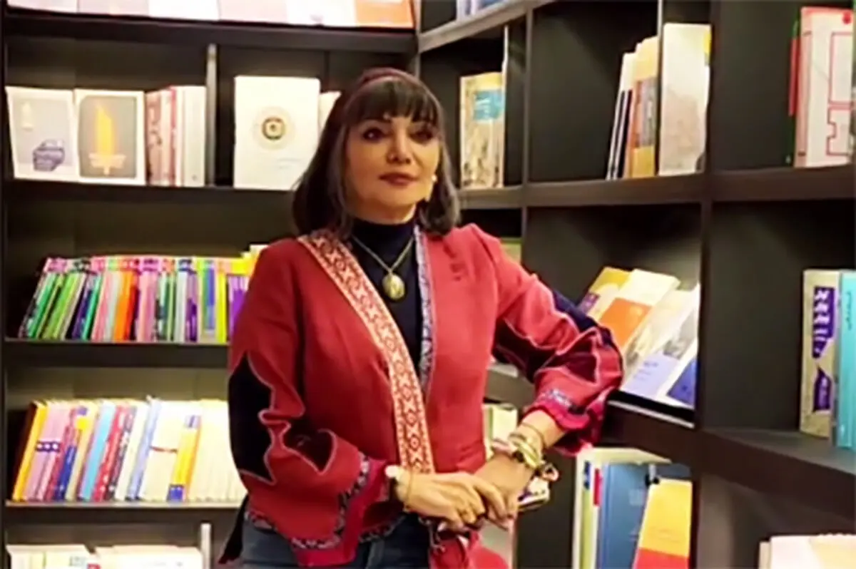 الهام پاوه‌نژاد در بزنم به تخته‌ترین حالت ممکن، قاب همسران را تکرار کرد