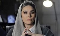عکس هنری سحر دولتشاهی در کنار دریا