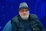 ویدئویی از اکبر عبدی که بین استقلالی‌ها دست به دست می‌شود