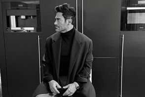 محمدرضا گلزار از استایل زمستانی‌اش رونمایی کرد