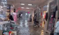 ویدئوی عجیبی از هجوم سیلاب به داخل پاساژ