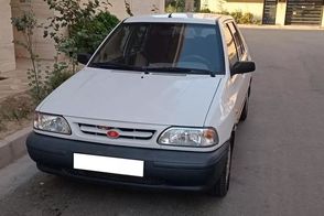 لحظه بلعیدن پراید توسط زمین پس از بارندگی