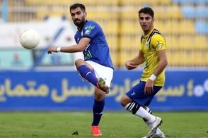 عارف آقاسی بین استقلال و پرسپولیس انتخابش را کرد
