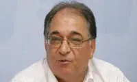 اقبالی: دستیاران قلعه‌نویی اندازه تیم ملی نیستند