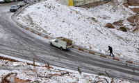 رانندگی کودک خردسال در جاده برفی هراز!