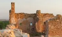 تصویر ردپای ۱۴۰میلیون سالۀ دایناسور در یک صومعه