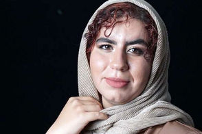 عکس تازه و خوش حس و حال از روناک سریال نون خ