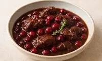 طرز تهیه خورش زغال‌اخته خوشمزه و مجلسی به سبک خانگی