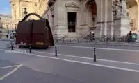 رونمایی از ماشین‌های عجیب به شکل کیف زنانه! 