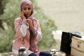 جشن تولد ۴۸سالگی بازیگر سریال آنام در محل کارش در دبی