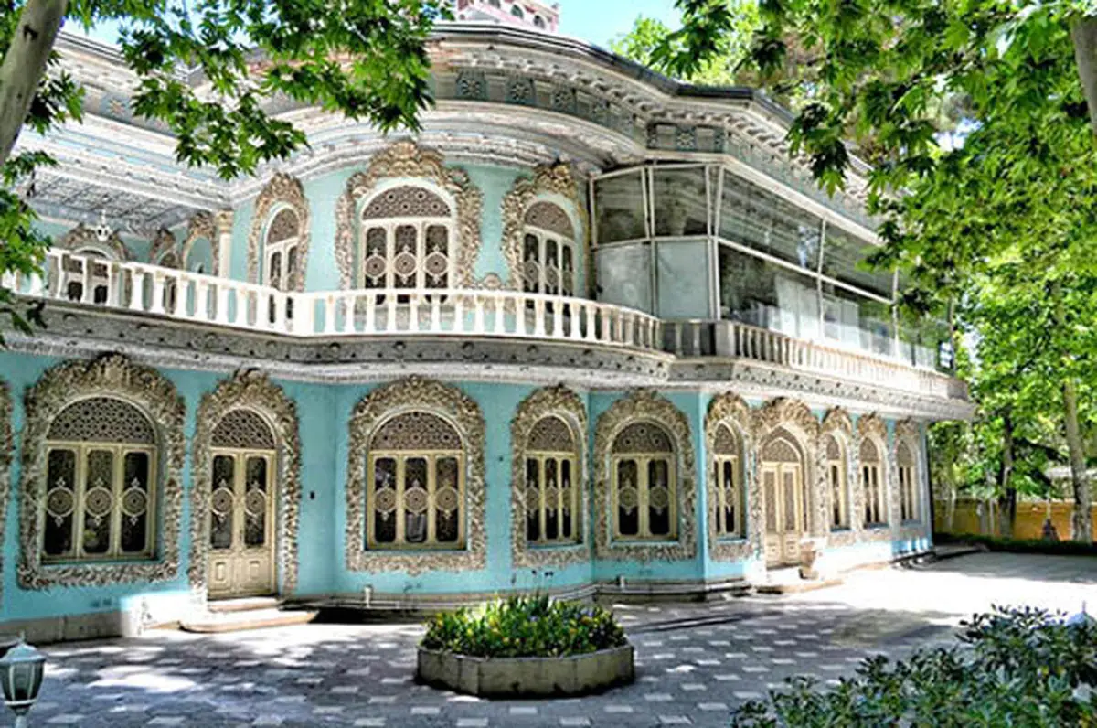 ۱۲ سال ساخت برای فقط یک سال زندگی در یک عمارت رؤیایی!