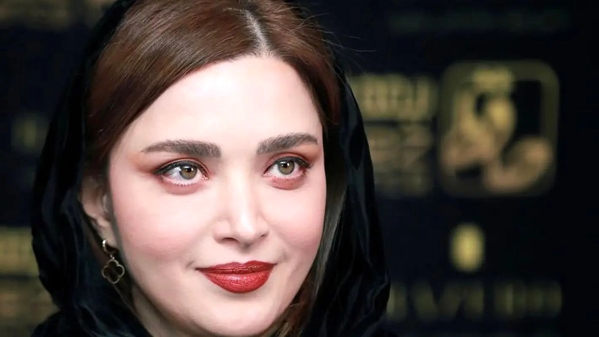 یک توالت، آبروی بهنوش طباطبایی را به خطر انداخته است