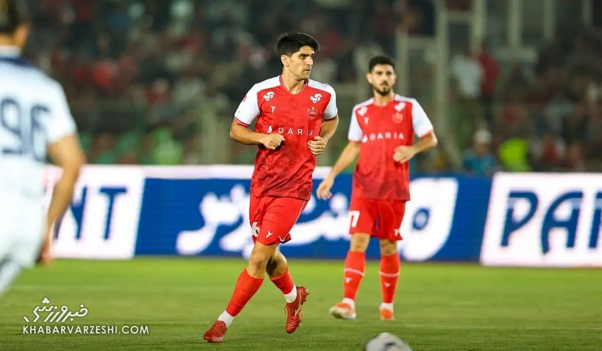 خنده‌های بی‌پایان فردوسی‌پور به گاف بازیکن پرسپولیس