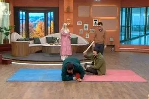 لودگی دو مجری شبکه سه روی آنتن زنده خبرساز شد