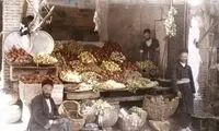 عکسی رنگی از یک میوه فروشی در همدان، 96سالِ قبل