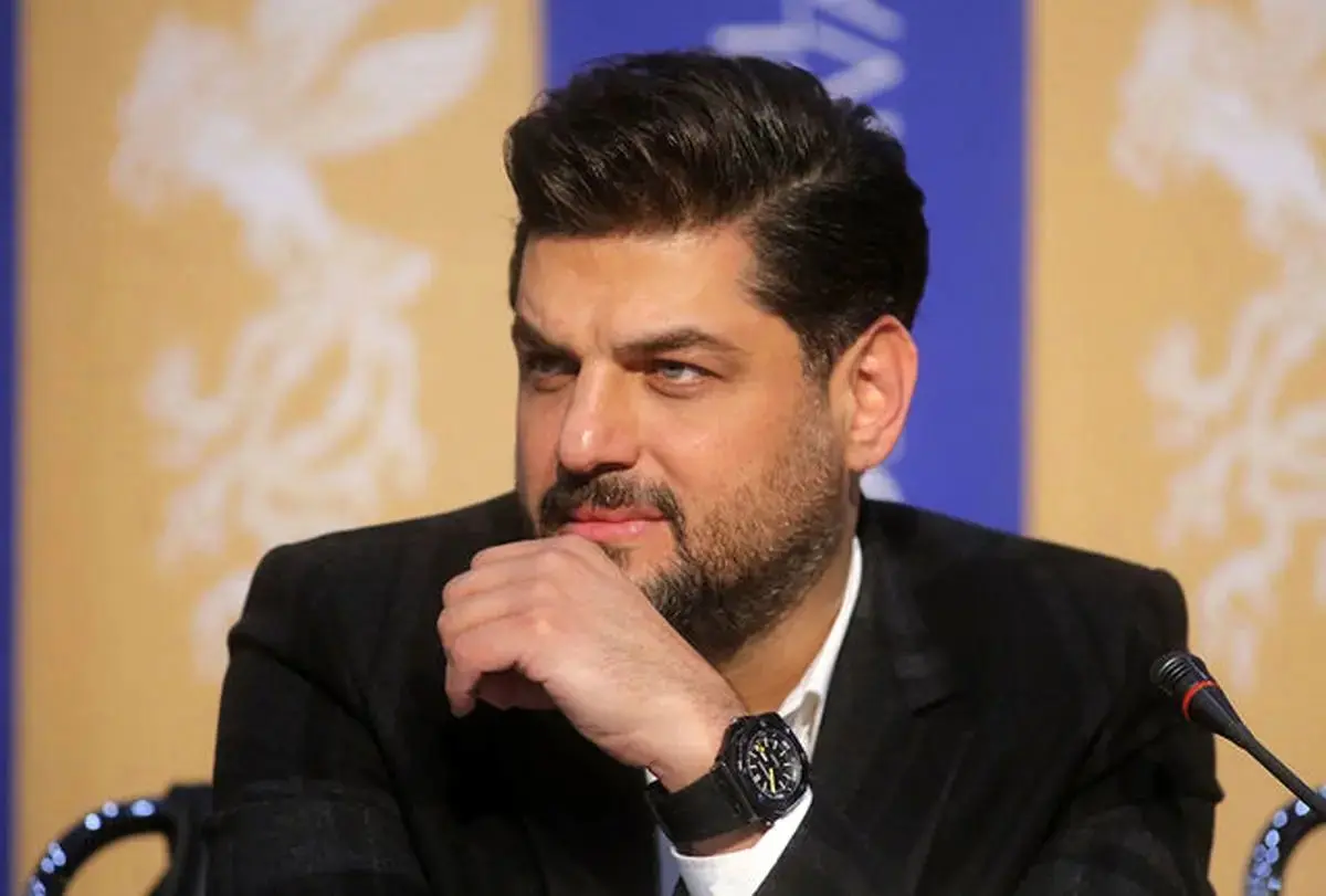 قابی از سام درخشانی و بازیگر زن روسی در یک مراسم