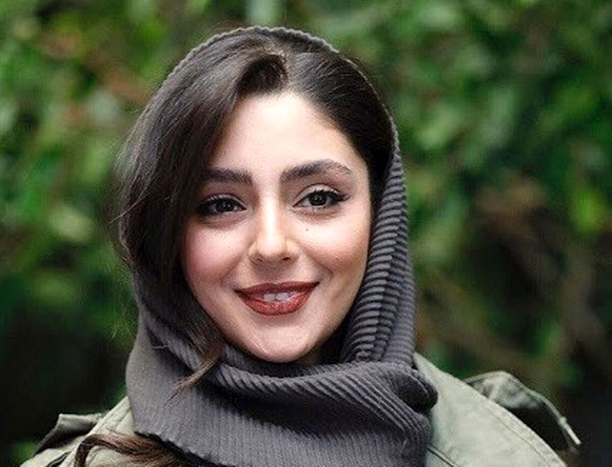   پست غمگین هستی مهدوی در سوگ پدرش 