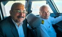 قالیباف باز هم خلبان شد