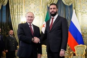 تصویر توجه‌برانگیز از بریز و بپاش پوتین برای جولانی 