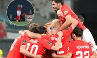 مردم روسیه برای عکس گرفتن با این ستاره ایرانی صف کشیدند