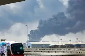 تصاویری از آتش‌سوزی در تاسیسات نفتی امارات