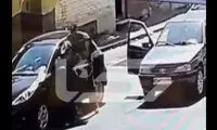  لحظه سرقت وحشیانه گردنبند یک زن در  تهران