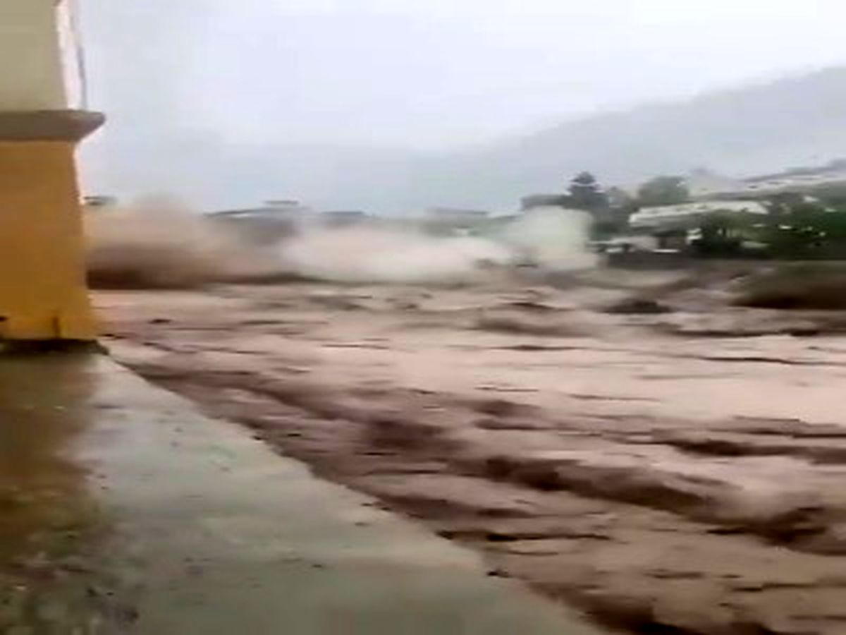 سیل، دست‌کم ۵۰ پاکستانی را به کام مرگ کشید
