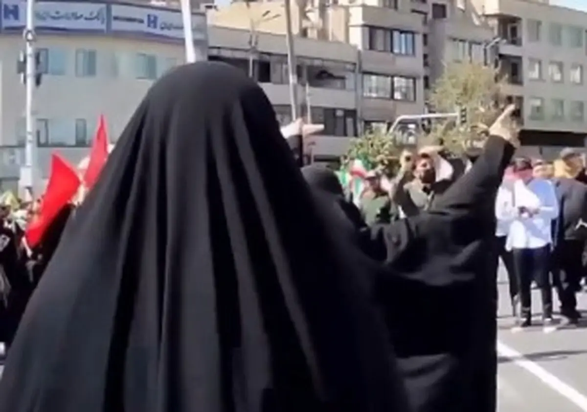 رژه جانفدایان در حضور پزشکیان جنجالی شد
