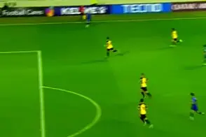 استقلال هر چه گل زد آفساید شد