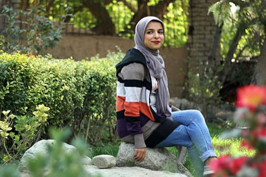 پنج کمدین نوظهور ایرانی که خنداندن مردم را بلد هستند