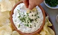 طرز تهیه دیپ خامه ترش و پیاز