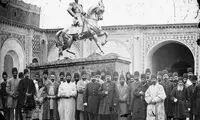 ناصرالدین‌شاه و نصب اولین مجسمه تهران 

