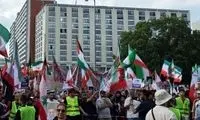 ویدیوی تسنیم از شعار علیه پهلوی به زبان آلمانی