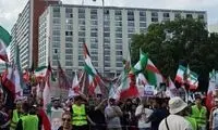 ویدیوی تسنیم از شعار علیه پهلوی به زبان آلمانی