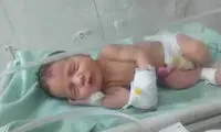 نوزاد شهر ما را سطل زباله در آغوش گرفته بود