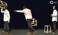 هدیه معنادار آقای کارگردان معروف به هوادارانش