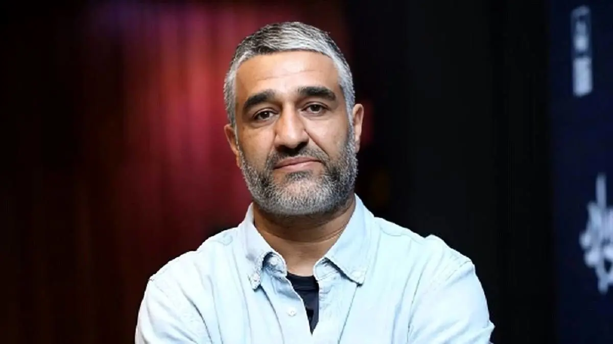 پژمان جمشیدی با لباس هلال احمر آفتابی شد