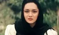 هنگامه قاضیانی و نیکی کریمی در یک مراسم 