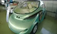 خودرو عجیبی که روس‌ها به پاریس فرستادند!