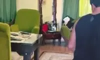 اقدام عجیب بازیگر معروف جوکر وسط خانه