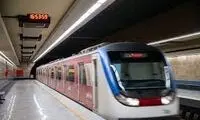 چک کردن موبایل شهروندان توسط پلیس در مترو!