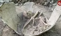 تصاویری از محتوای ترسناک کوزه ۱۲۰۰ساله