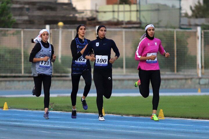 پوشش دختر ورزشکار قزاقستانی در تهران خبرساز شد