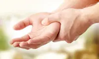 ۳ دمنوش طبیعی که به بهبود لرزش دست کمک می‌کند